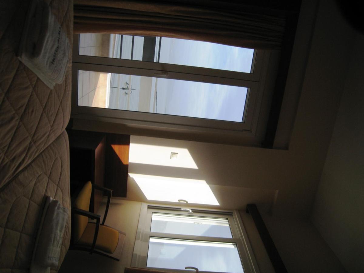 Alma Hotel Kamena Vourla Luaran gambar